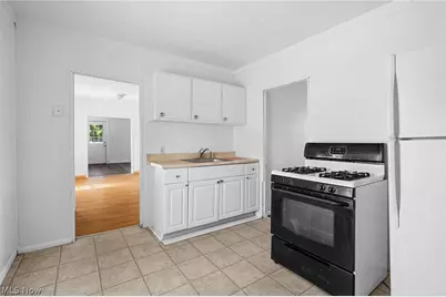 2387 29th Street SW, Akron, OH 44314 - Photo 22