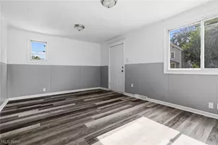 2387 29th St SW, Akron, OH 44314 - Photo 6