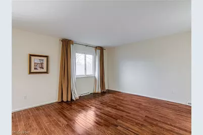 2675 Warrensville Center Road #2, Huber Heights, OH 44122 - Photo 20