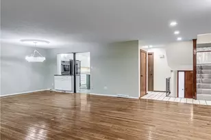 2675 Warrensville Center Rd, Huber Heights, OH 44122 - Photo 10