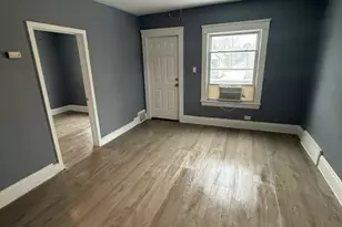 10304 Shale Ave, Loveland, OH 44104 - Photo 8