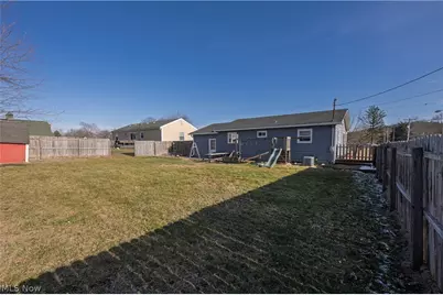 131 E Mill Street, Gnadenhutten, OH 44629 - Photo 6