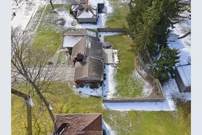 2625 Belleflower Drive, Alliance, OH 44601 - Photo 44