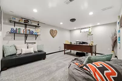 2625 Belleflower Drive, Alliance, OH 44601 - Photo 38