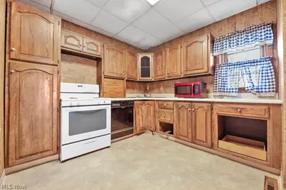 621 S Haines Avenue, Alliance, OH 44601 - Photo 4