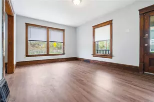 558 Nash St, Akron, OH 44306 - Photo 6