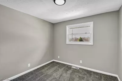 6672 Cleveland Road, Ravenna, OH 44266 - Photo 18