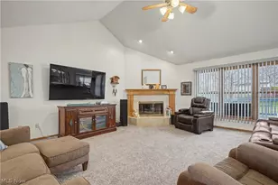 374 Spring Grove Dr, Tallmadge, OH 44278 - Photo 6