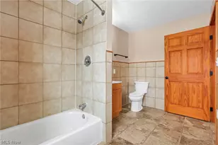 18010 Winterset Ln, Lore City, OH 43755 - Photo 12