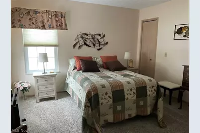 8050 Harbor Creek Drive #1802, Mentor on the Lake, OH 44060 - Photo 6