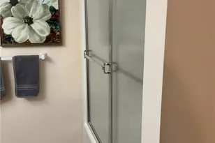 8050 Harbor Creek Dr, Mentor on the Lake, OH 44060 - Photo 12