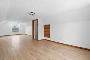 480 Bell St, Akron, OH 44307 - Photo 32