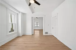 480 Bell St, Akron, OH 44307 - Photo 12