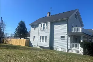 14210 Kingsford Ave, Loveland, OH 44128 - Photo 2