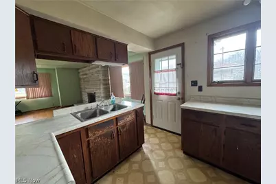 55400 Wabash Street, Bridgeport, OH 43912 - Photo 8