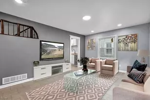 13514 Bennington Ave, Loveland, OH 44135 - Photo 6