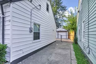 13514 Bennington Ave, Loveland, OH 44135 - Photo 2