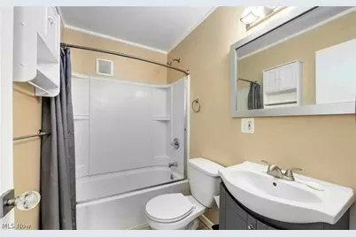 4492 W 170th Street, Loveland, OH 44135 - Photo 6