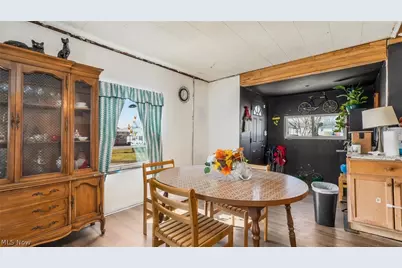 97 E King Street, Zanesville, OH 43701 - Photo 10