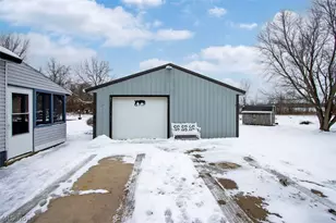 3062 Myers Rd, Shelby, OH 44875 - Photo 8