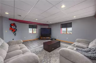 1617 Charolais St NW, Uniontown, OH 44685 - Photo 36