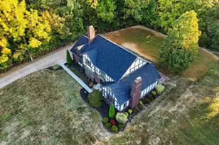 2097 Albertson Pkwy, Cuyahoga Falls, OH 44223 - Photo 6