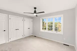 2097 Albertson Pkwy, Cuyahoga Falls, OH 44223 - Photo 36