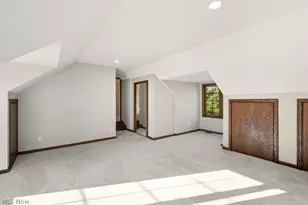 2097 Albertson Pkwy, Cuyahoga Falls, OH 44223 - Photo 48