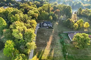 2097 Albertson Pkwy, Cuyahoga Falls, OH 44223 - Photo 8