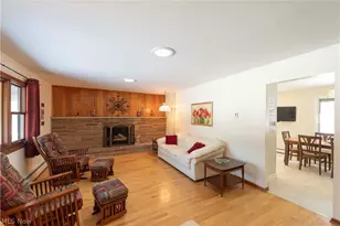 9735 Deerfield Pl, Kirtland, OH 44094 - Photo 2