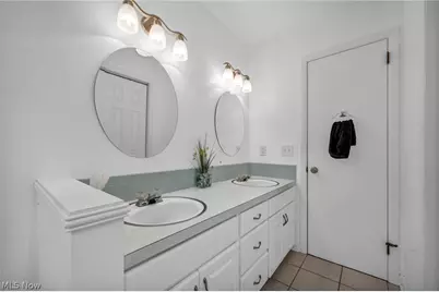 347 Dorwil Drive, Akron, OH 44319 - Photo 26