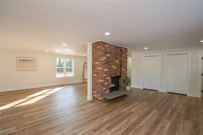 590 Eleanora Drive, Cuyahoga Falls, OH 44223 - Photo 4