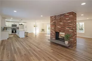 590 Eleanora Dr, Cuyahoga Falls, OH 44223 - Photo 6