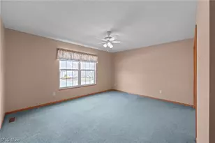 3489 Cobblestone Ln, Cuyahoga Falls, OH 44223 - Photo 10