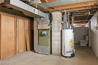 612 Maplewood Avenue, Struthers, OH 44471 - Photo 24