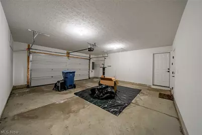 8708 Wakefield Run, North Ridgeville, OH 44039 - Photo 38