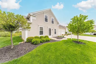 8708 Wakefield Run, North Ridgeville, OH 44039 - Photo 2