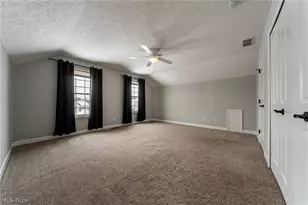 8708 Wakefield Run, North Ridgeville, OH 44039 - Photo 28