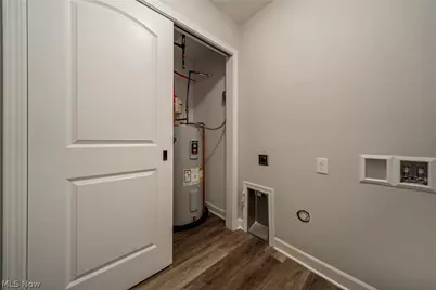 8708 Wakefield Run, North Ridgeville, OH 44039 - Photo 32