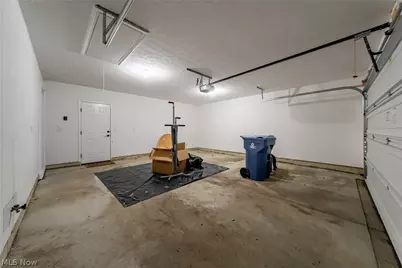 8708 Wakefield Run, North Ridgeville, OH 44039 - Photo 40