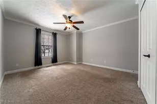 8708 Wakefield Run, North Ridgeville, OH 44039 - Photo 10