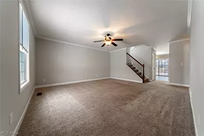 8708 Wakefield Run, North Ridgeville, OH 44039 - Photo 6