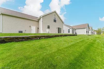 8708 Wakefield Run, North Ridgeville, OH 44039 - Photo 40