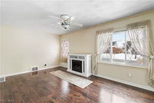 42 Woolf Ave, Akron, OH 44312 - Photo 6