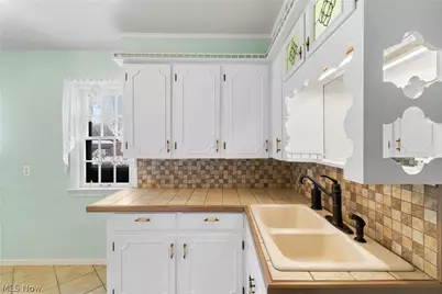 42 Woolf Avenue, Akron, OH 44312 - Photo 12