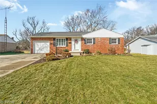 271 Manor Ave NW, Canton, OH 44708 - Photo 1