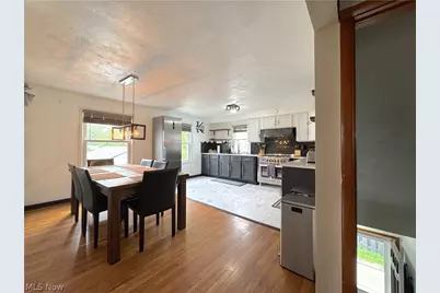 9309 Garfield Boulevard, Loveland, OH 44125 - Photo 6