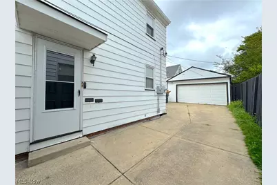 9309 Garfield Boulevard, Loveland, OH 44125 - Photo 4