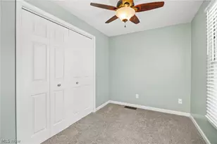 242 E Walnut St, Wadsworth, OH 44281 - Photo 14