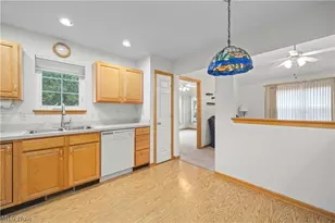 315 W Glen, Elyria, OH 44035 - Photo 6